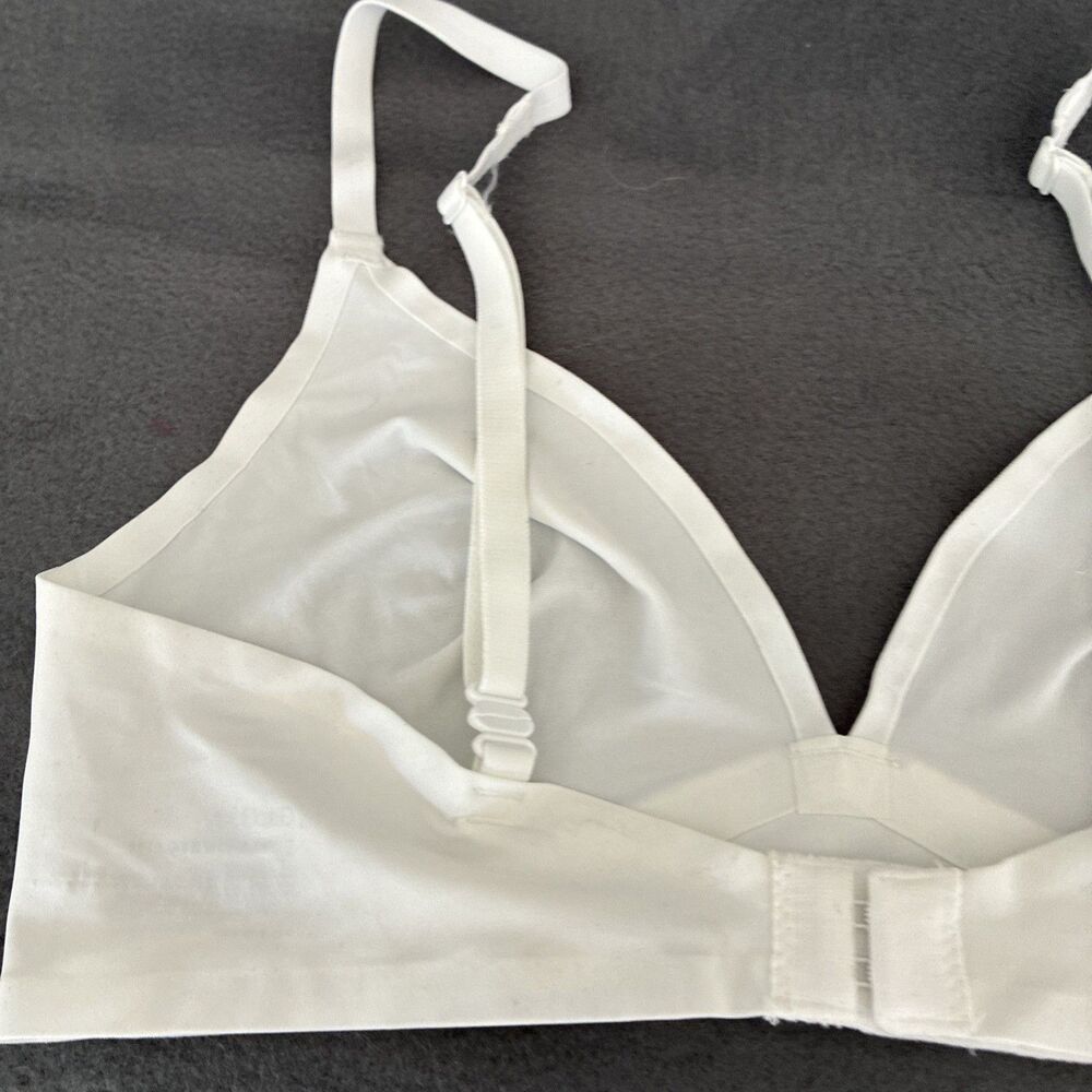 Gap Bralette Women Medium Black No-Show Bralette Wireless Adjustable Straps - Picture 5 of 14
